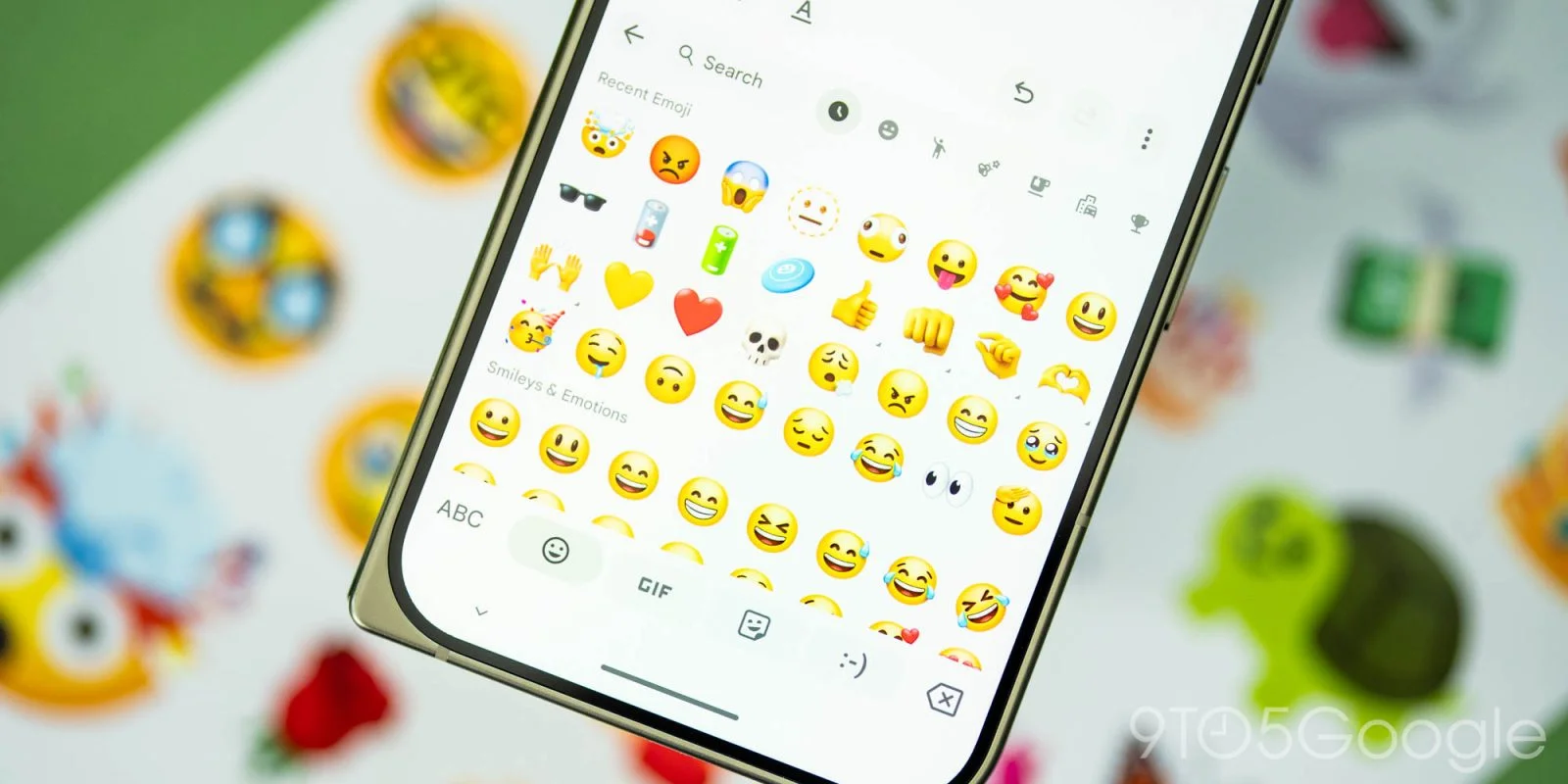Gboard Enhances User Experience with New Emoji Size Customization