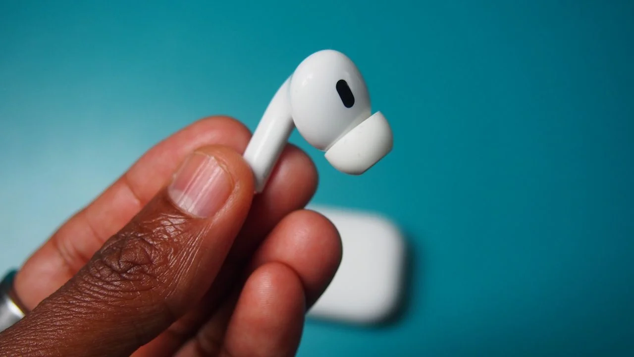 Apple's AirPods Pro 2 Now Function as FDA-Cleared Hearing Aids