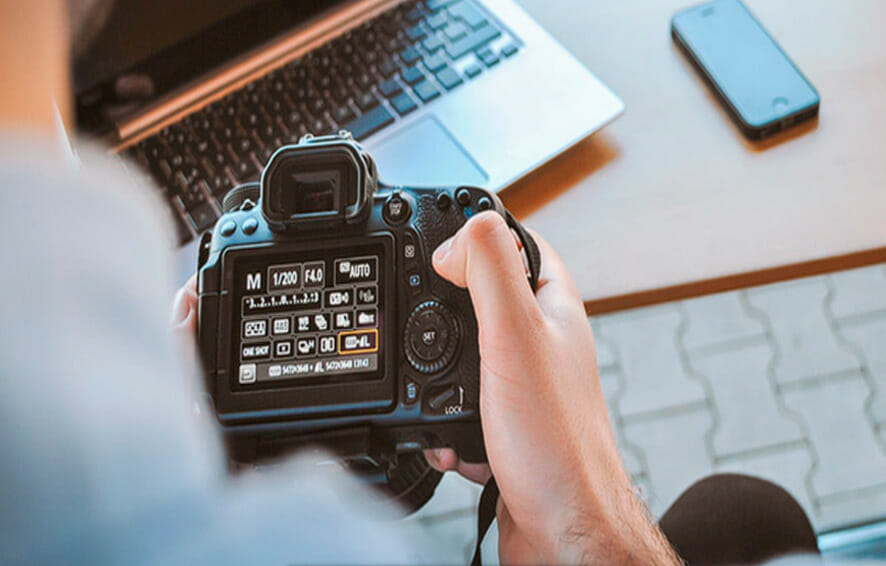 Cómo ganar dinero vendiendo fotografías en línea