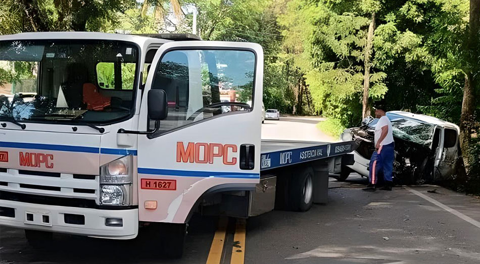 Accidente en Piedra Blanca-Maimón