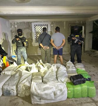 Autoridades confiscan 989 libras de marihuana y apresan seis hombres en Santiago