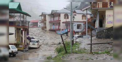 Lluvias intensas provocan deslizamientos y daños en Uttarkashi