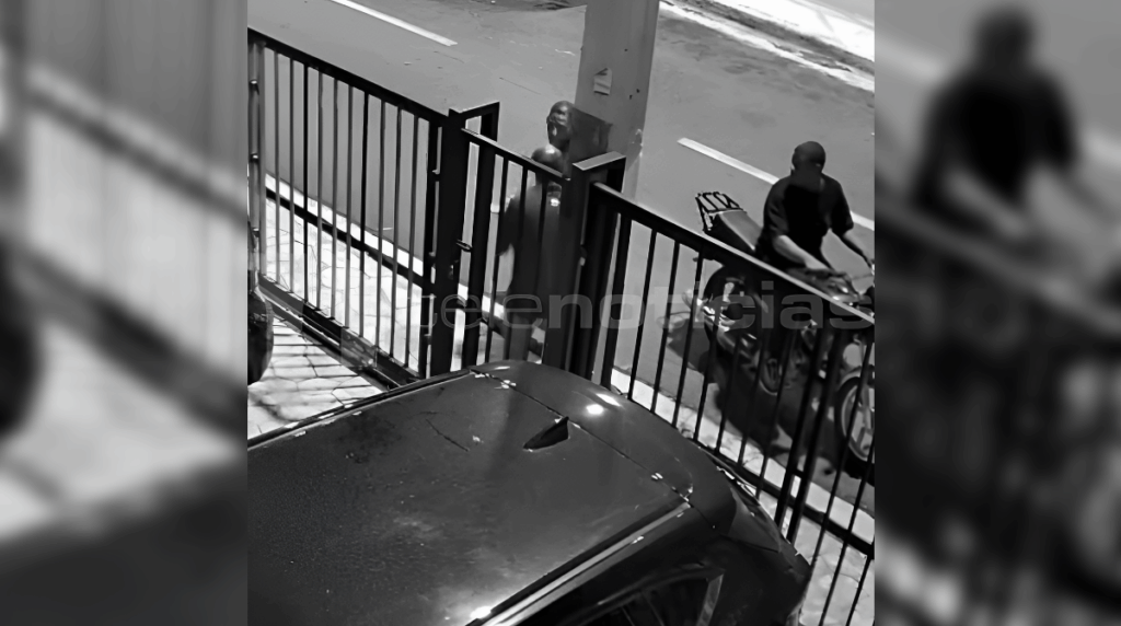 Roban vigilante de Edificio Marbella en Velazcasas