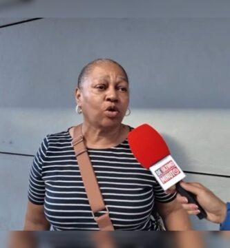 Mujer denuncia cinco años de acoso por conflicto de linderos