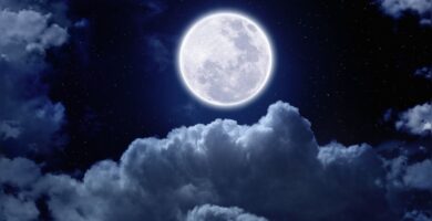 Lluvia de Perseidas y luna llena iluminan el cielo en agosto