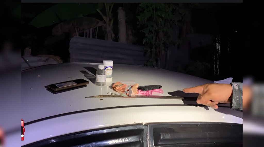 Detienen a dos hombres tras persecución policial en SFM