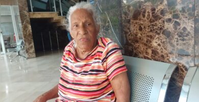 Mujer de 82 años pide vivir en paz lejos de conflictos familiares