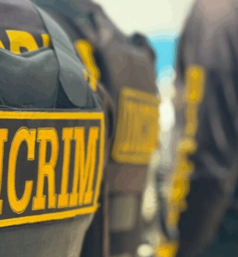 Policía neutraliza a presunto infractor tras prolongada persecución