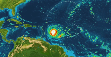 Tormenta Erin alcanza categoría cuatro en el Atlántico