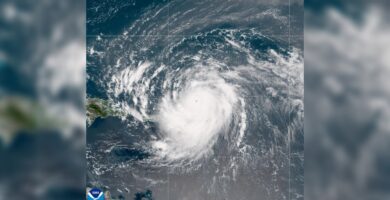 Huracán Erin alcanza categoría 5 y genera alertas