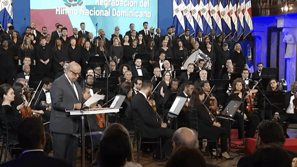 Presentan nueva grabación del Himno Nacional en el Palacio Nacional