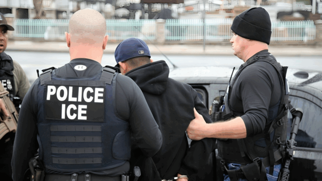 ICE detiene en Filadelfia a ciudadano dominicano con condena