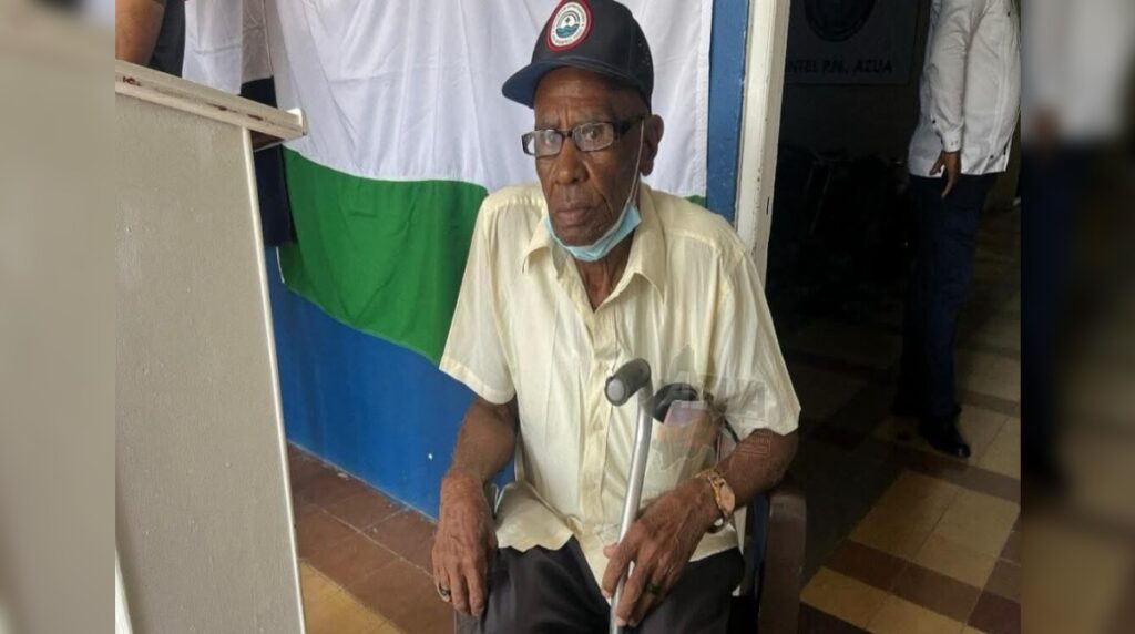 Hombre de 89 años denuncia pérdida de 30,000 pesos en Sabana Yegua