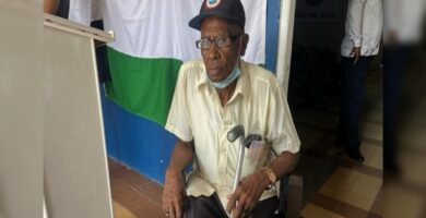 Hombre de 89 años denuncia pérdida de 30,000 pesos en Sabana Yegua