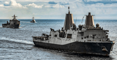 Estados Unidos despliega escuadrón anfibio hacia el Caribe