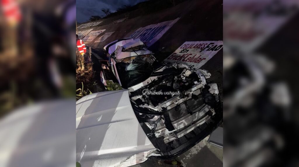 Siniestro vial deja dos personas sin existencia en carretera Fondo Negro