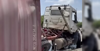 Se vuelca patana en km. 126 de la Autopista Juan Pablo Duarte