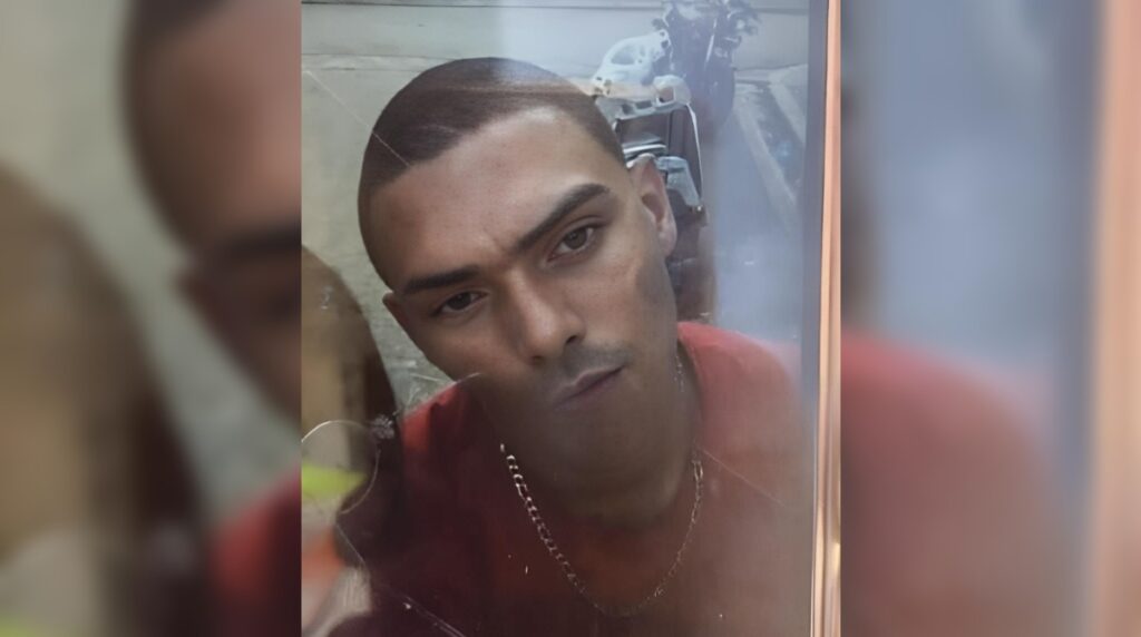 Joven dejó de existir tras recibir proyectiles en mercado municipal de La Vega