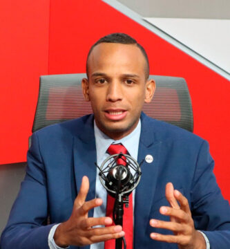 Edward Ramírez