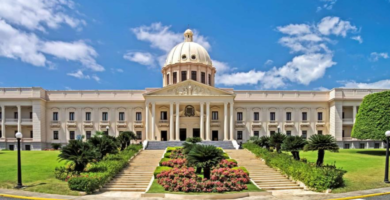 Abinader ordena extradición de nacionales y extranjero