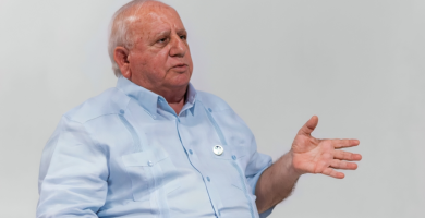 Padres dominicanos en Nueva York comparten experiencias con tratamiento de sus hijos