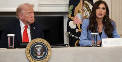 Trump anuncia cambios en Seguridad Nacional y nueva asignación de Noem