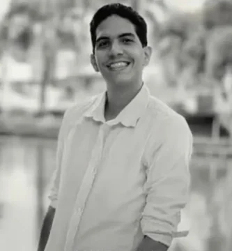 Recuerdan a camarero tras un año del colapso en Jet Set