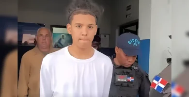 Joven se entrega a policía tras incidente en La Vega