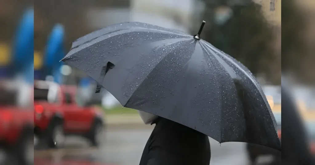COE eleva alerta roja por lluvias