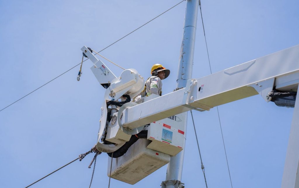Varias zonas del país quedarán sin energía por mantenimiento este jueves