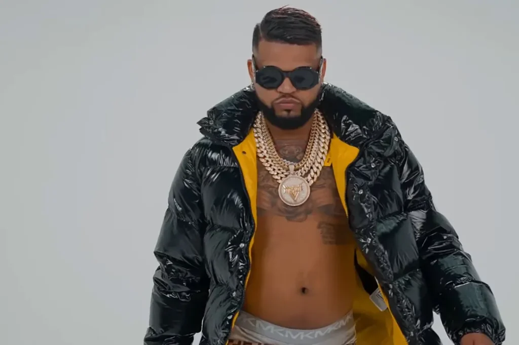 VIDEO: Urbano «El Mayor Clásico» asegura no interesarle los chismes: “Mi esencia es siempre la música”