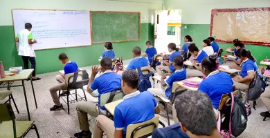 Más de 52 % de los jóvenes abandonan los estudios antes de terminar el bachillerato