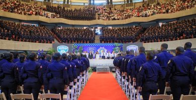 Policía incorpora 2,372 nuevos agentes con »visión de servicio, ética y cercanía ciudadana»