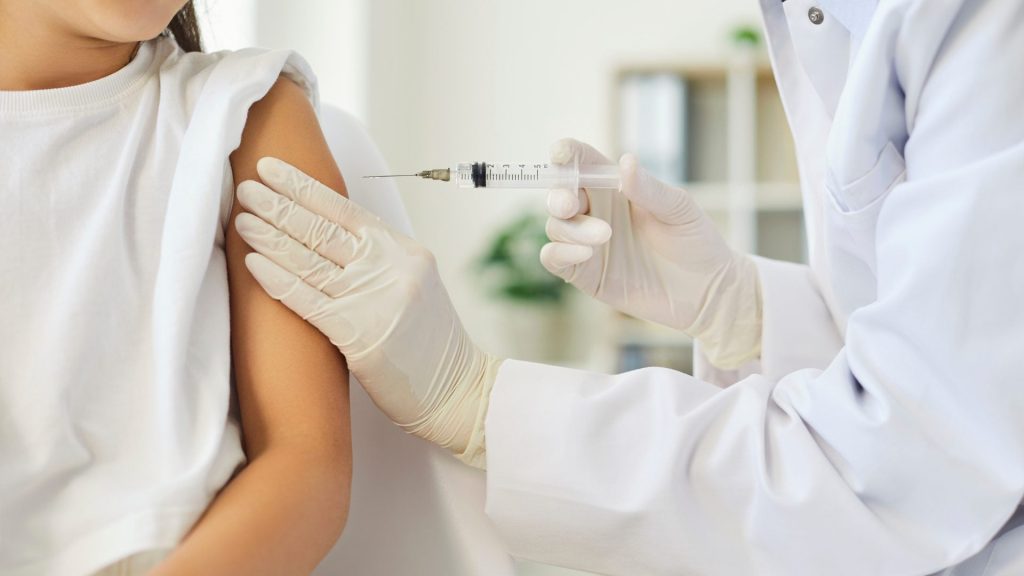 ¿Qué tan protegidos están los dominicanos? Expertos alertan sobre vacunación