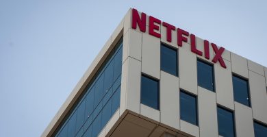 Netflix autoriza un plan de recompra de acciones tras el fracaso por adquirir Warner