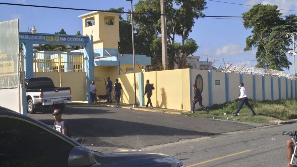 Aislan temporalmente a internos involucrados en motín de cárcel Najayo