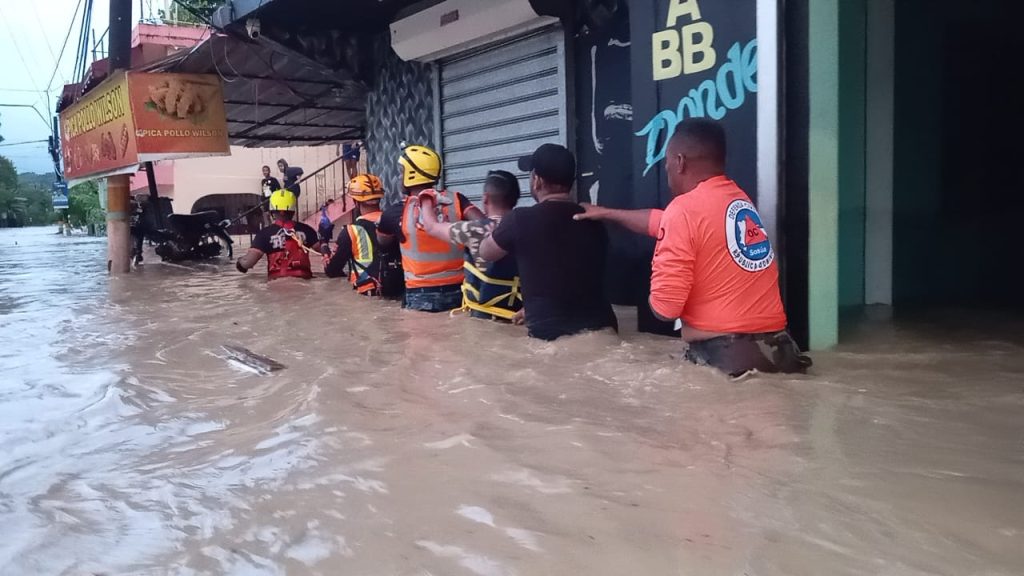 Fuertes lluvias, granizo y ráfagas de viento afectan la provincia de Puerto Plata