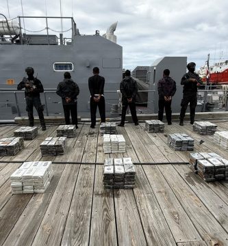 VIDEO: ¡Golpe al narco! Incautan 450 paquetes de presunta cocaína y arrestan a cuatro venezolanos