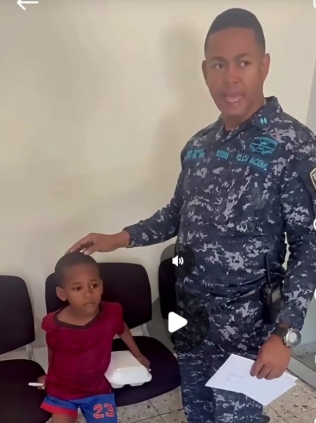 Niño extraviado en  SDE está bajo custodia de la PN en sede de Invivienda Z51