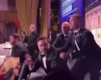 VIDEO: Momento en que el vicepresidente JD Vance es evacuado durante evento junto a Trump