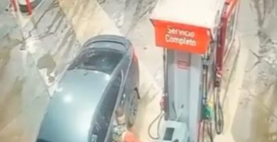 VIDEO: Hombre huye de estación de combustible sin pagar la cuenta en Boca Chica