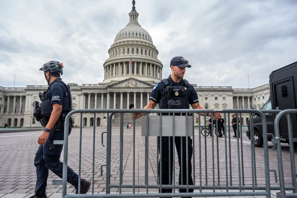 La Casa Blanca dice revisará protocolos de seguridad en eventos con Trump