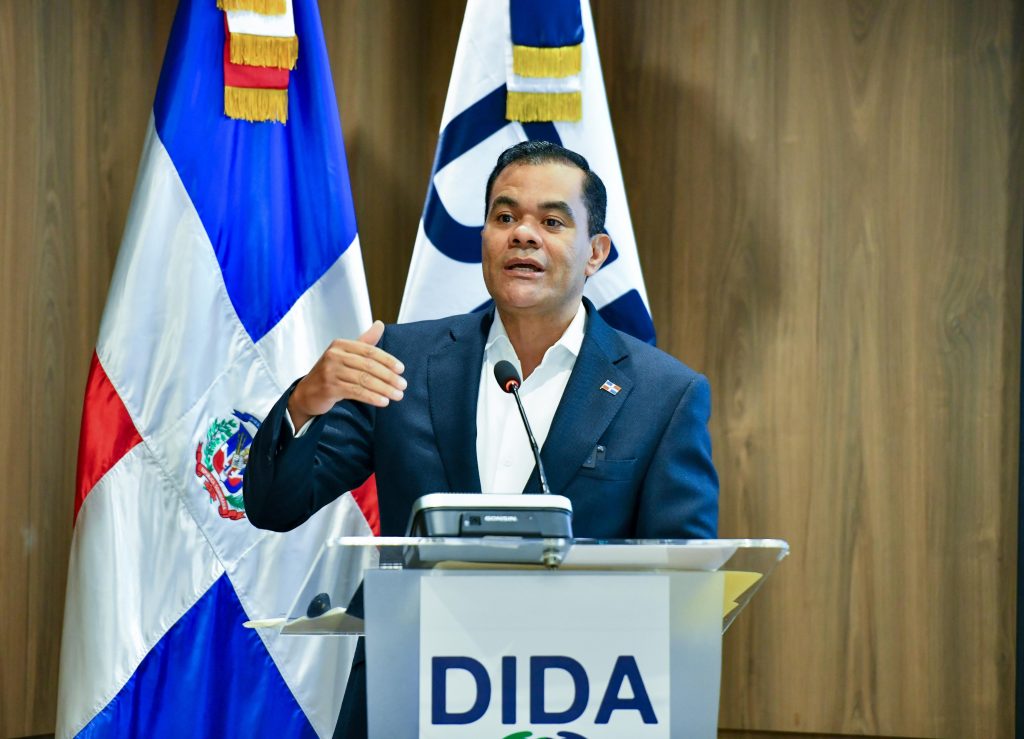 Director de la DIDA dice críticas responden a intereses afectados por reformas