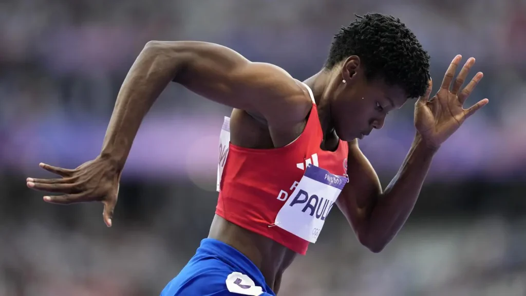 Marileidy Paulino inicia con fuerza su temporada 2026 con victoria dominante en Bogotá