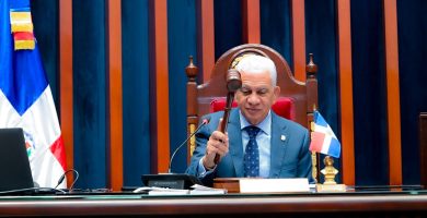 Ricardo de los Santos defiende la minería tras paro en San Juan contra proyecto de GoldQuest