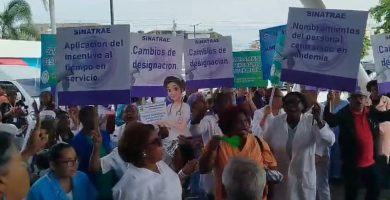 En medio de paro por 24 horas enfermeras amenazan con ser más radicales