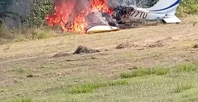 VIDEO: Avioneta se precipita a tierra en Dajabón; piloto y copiloto resultan heridos