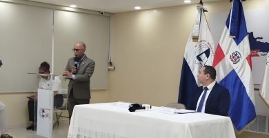 ADP e Ideice firman convenio para impulsar la investigación educativa y fortalecer el magisterio
