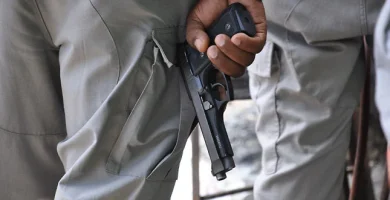 Piden investigar veracidad de informes de supuestos intercambios de disparos