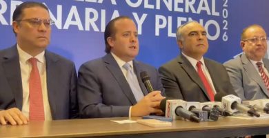 Gobierno y sector empresarial expresan preocupación por impacto de la guerra en combustibles